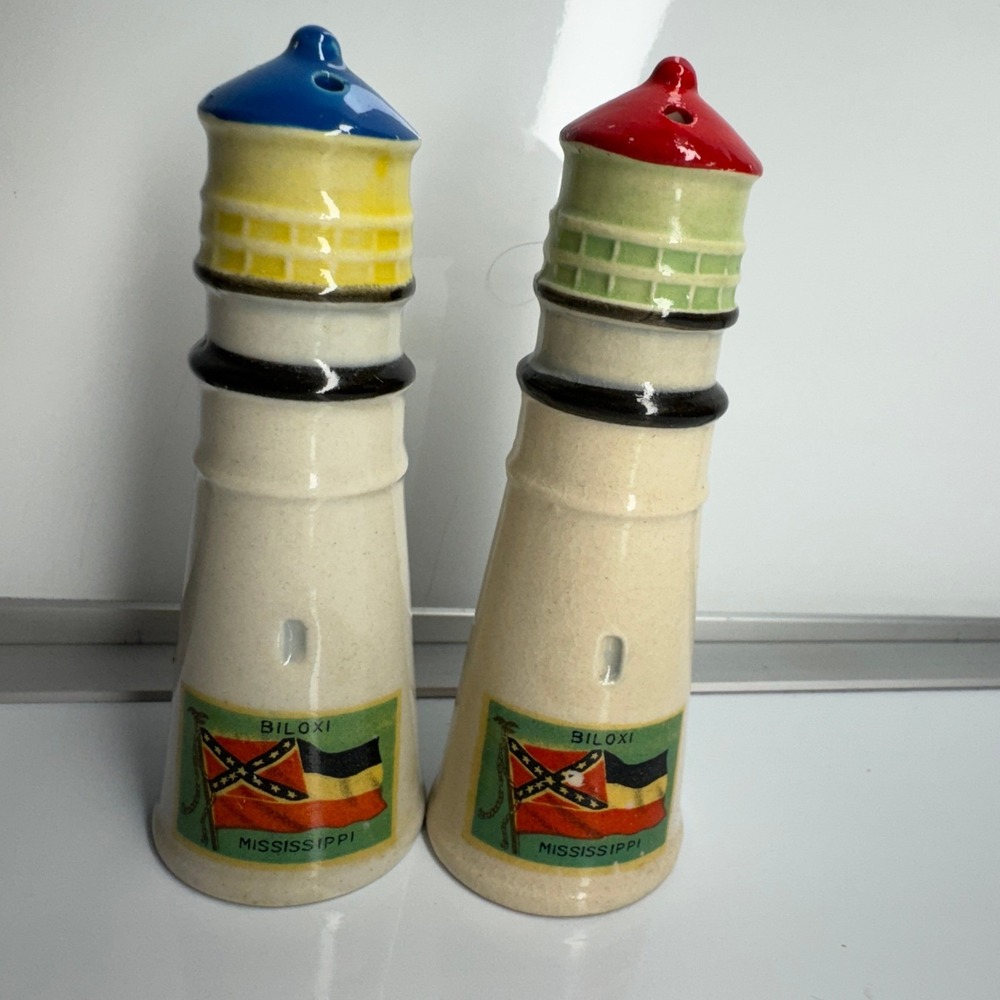 Pair Biloxi Mississippi Lighthouse Souvenir Salt Pepper‎ Shakers Ceramic Japan
